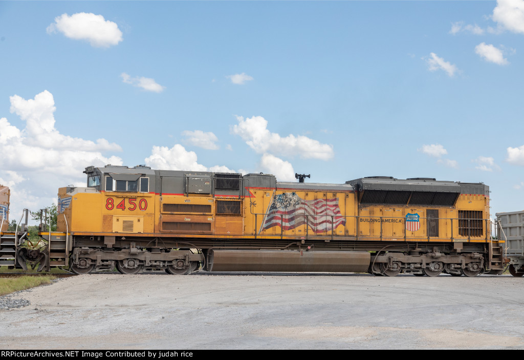 UP 8450